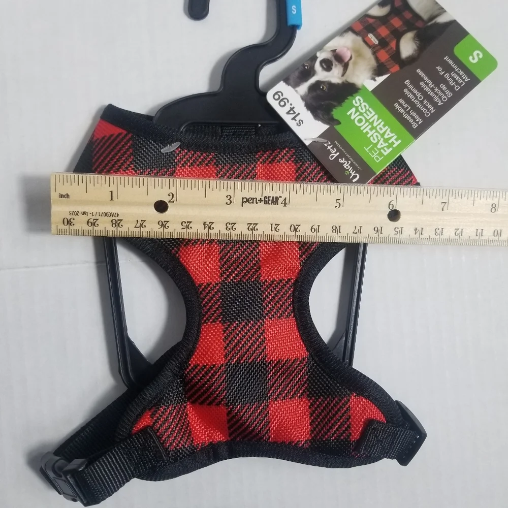 NWT UNIQUE PETZ RED AND BLACK PLAID DOG HARNESS SIZE SMALL